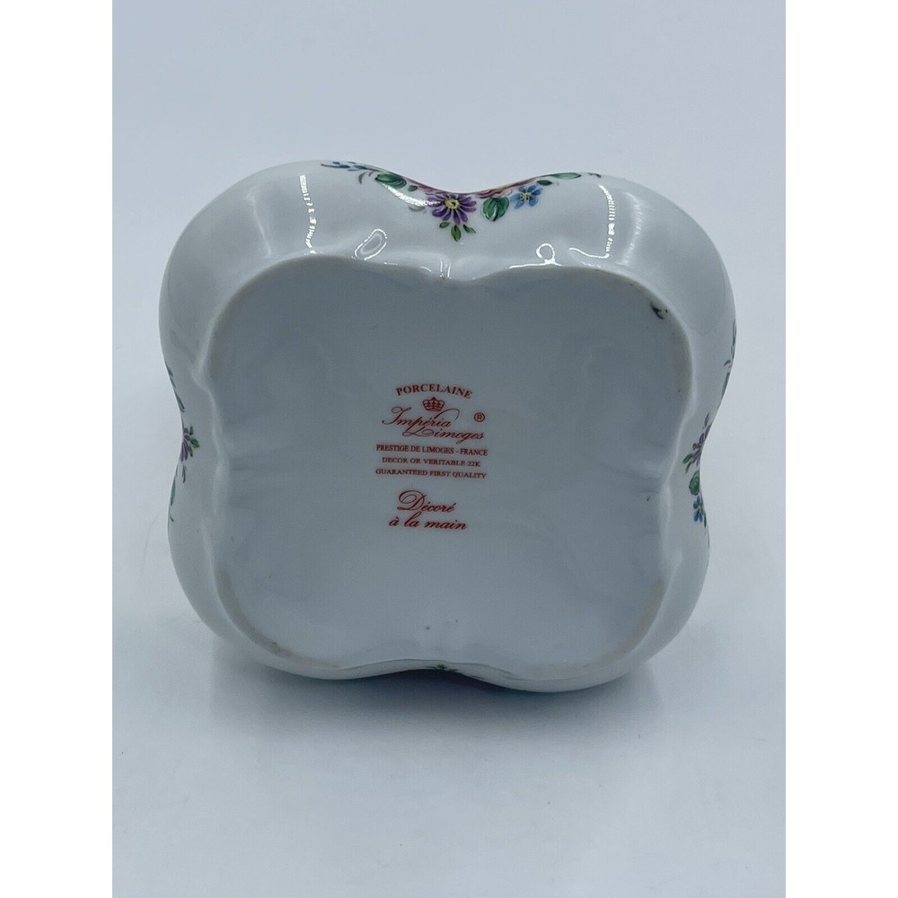 Vintage porcelain Imperia Limoges France Powder/ Trinket box With 22K Gold Trim - Picture 6 of 6
